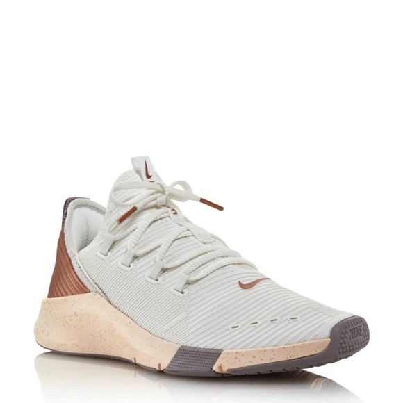 nike zm elevate mtlc ld92